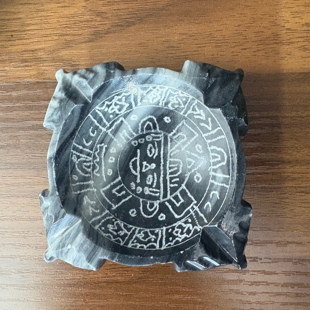 Vintage Aztec Mayan Sun Stone Calendar Hand Carved Marble Ashtray